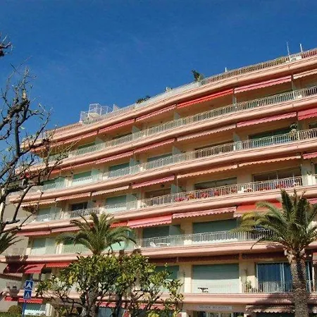 3p Climatise En Rez-de-jardin Avec 2 Terrasses Proche A - Fr-1-196-357 Apartment